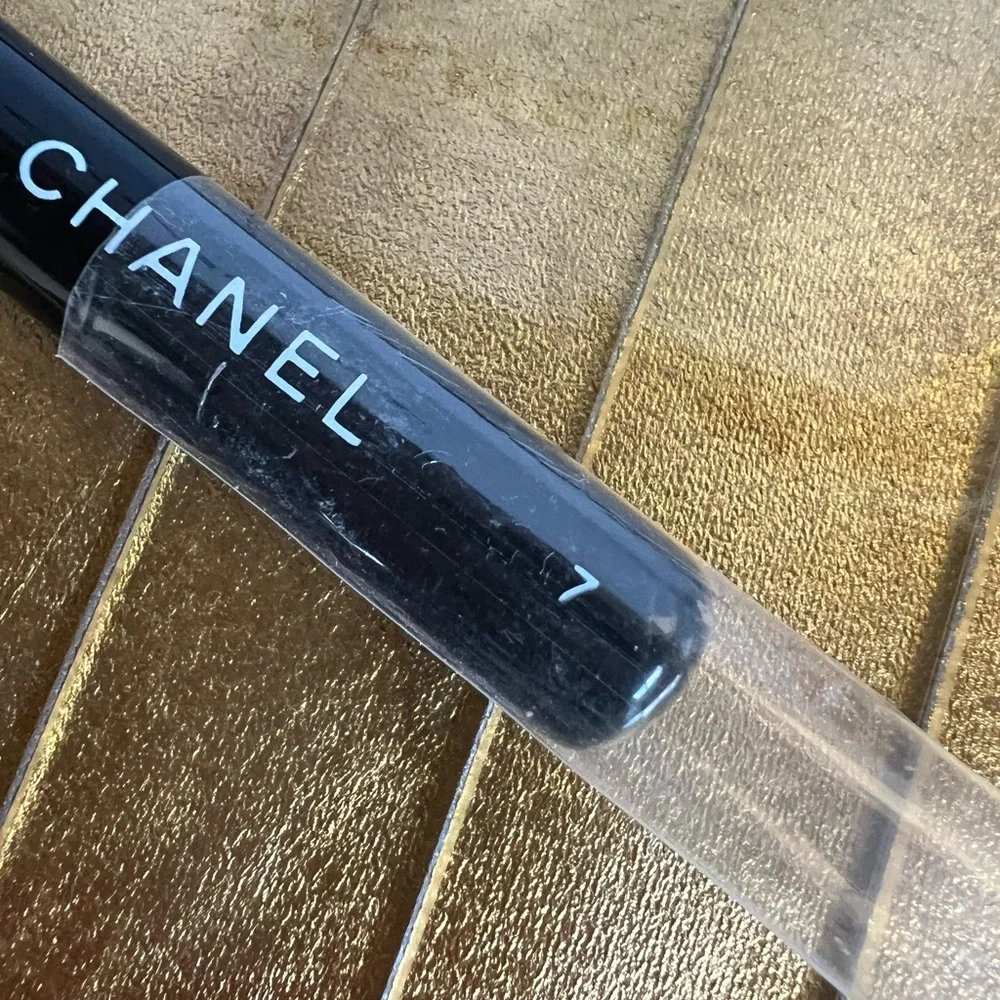 New Chanel makeup brush #7 - Picture 4 of 7